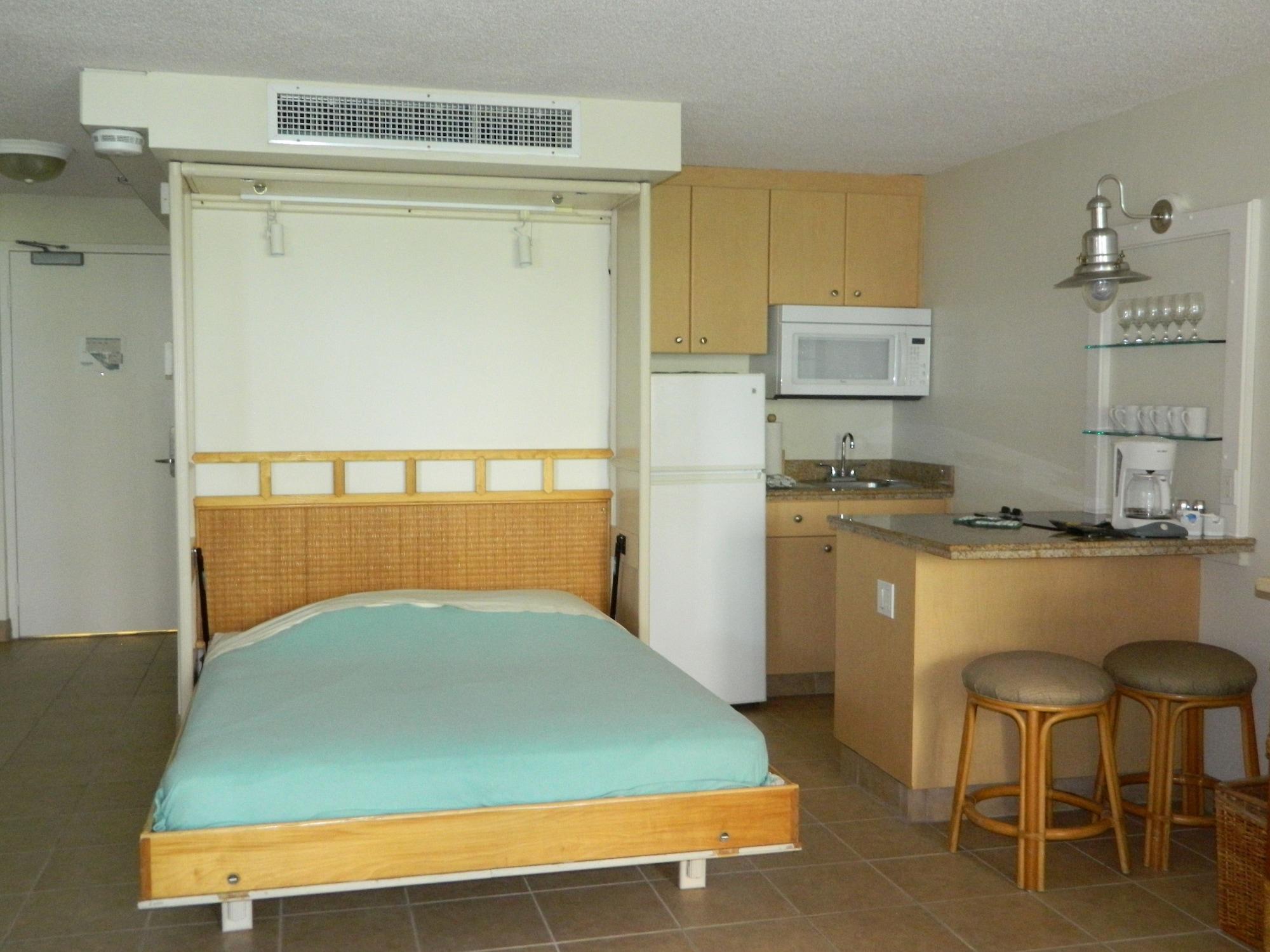 Kahana Beach Resort Экстерьер фото